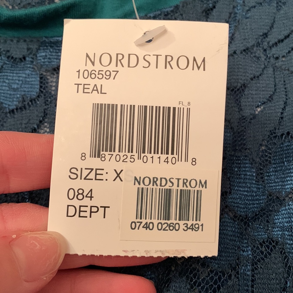 Teal lace tank top NWT - Picture 5 of 10